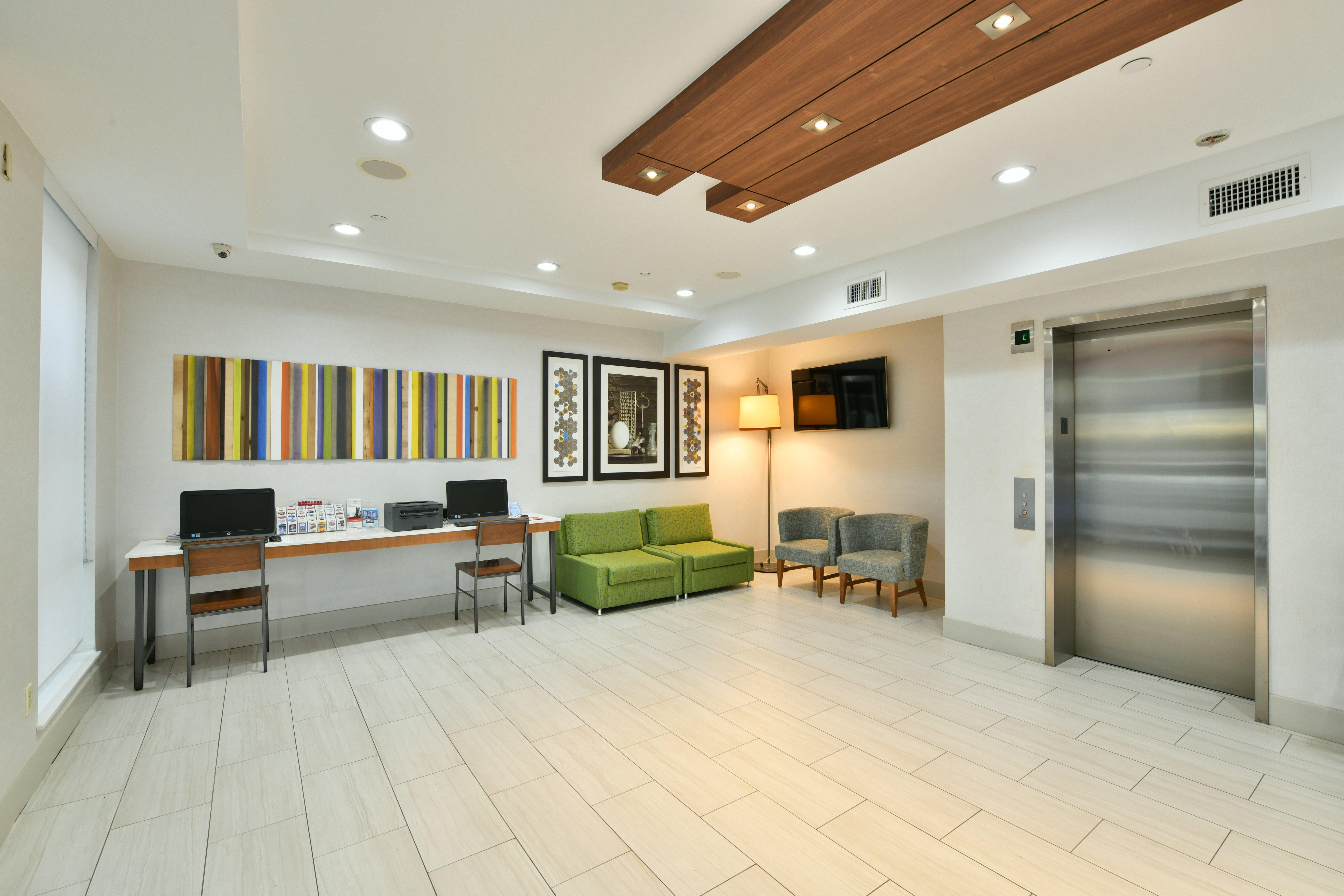 Holiday Inn Express Staten Island West, An Ihg Hotel New York Exterior photo