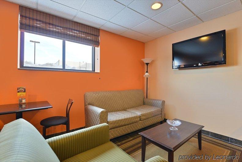 Holiday Inn Express Staten Island West, An Ihg Hotel New York Exterior photo